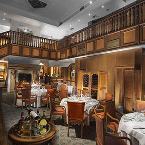 Nové dresy, houslový virtuóz a divadlo - již zítra na Večírku