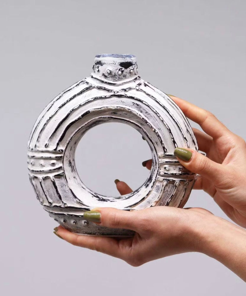 Round Donut Shaped Vase - Cream 18cm