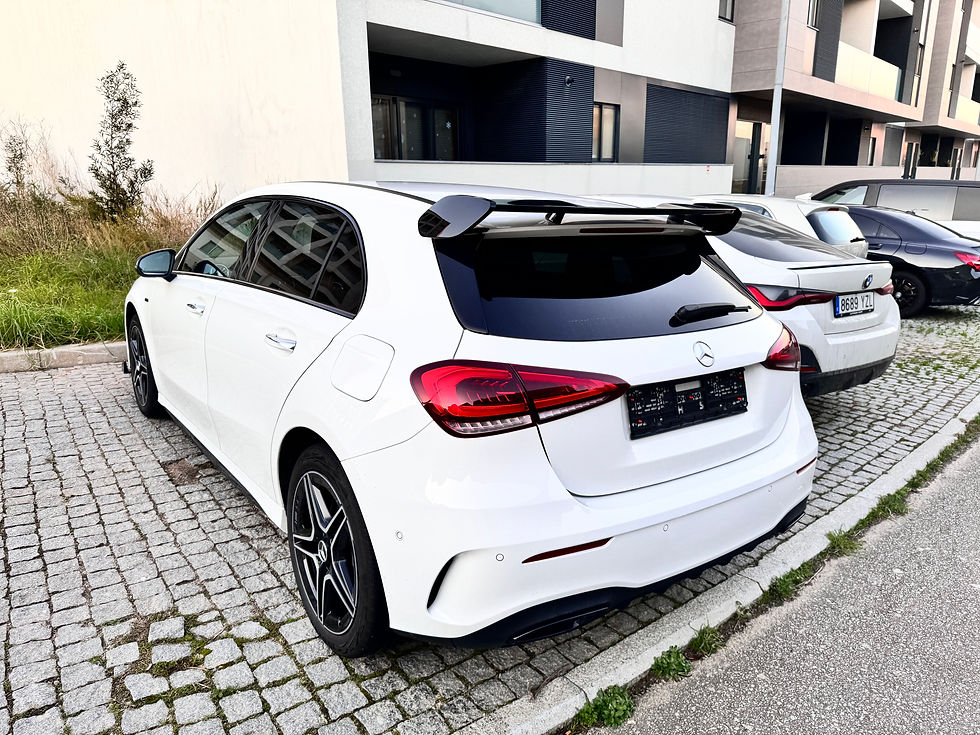 縮圖：Mercedes Benz A250e AMG