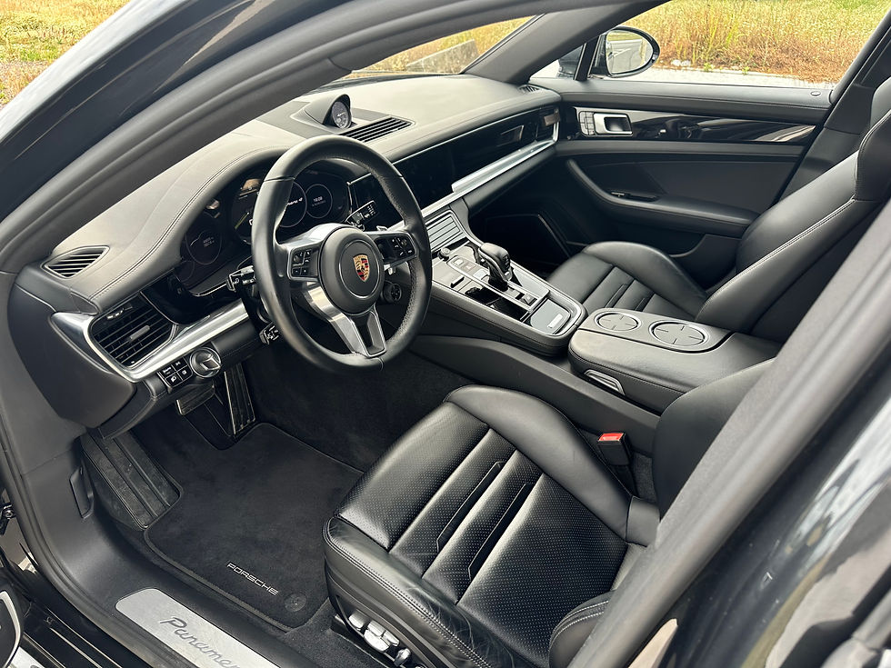 Miniatura: Porsche Panamera 4 E-Hybrid Chrono