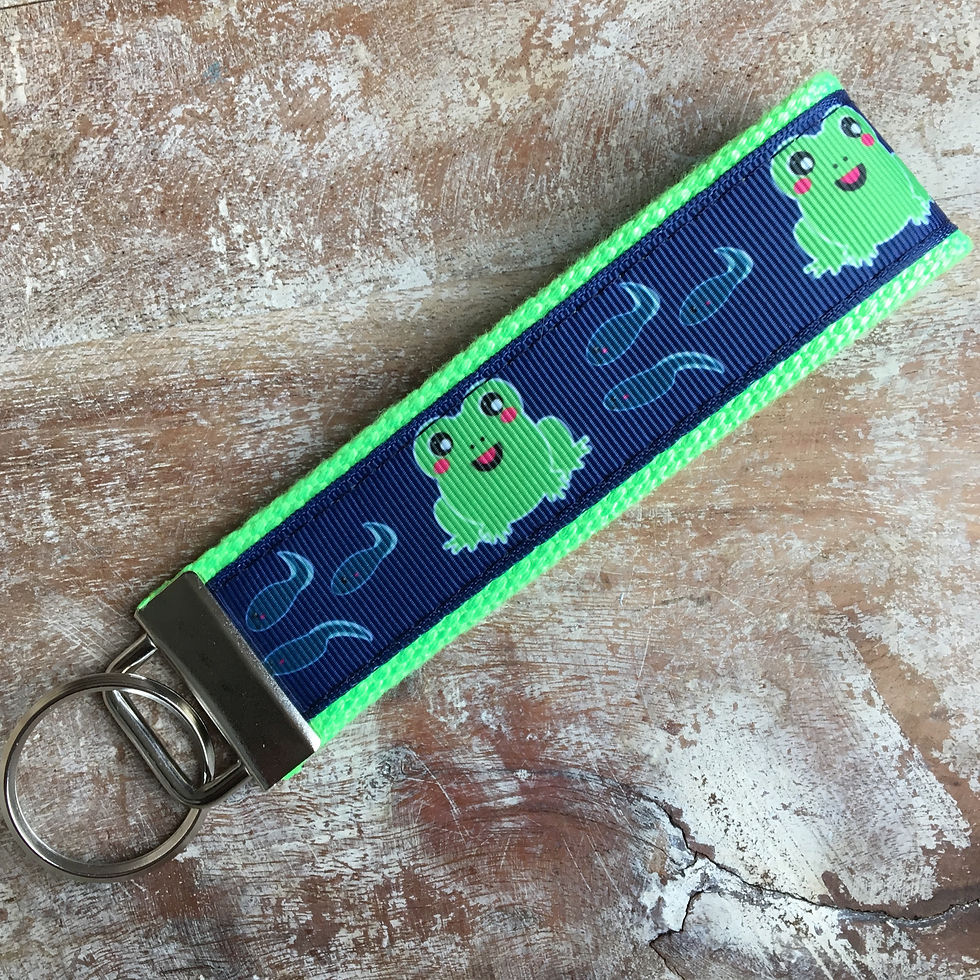Thumbnail: Frog & Tadpole Keychain