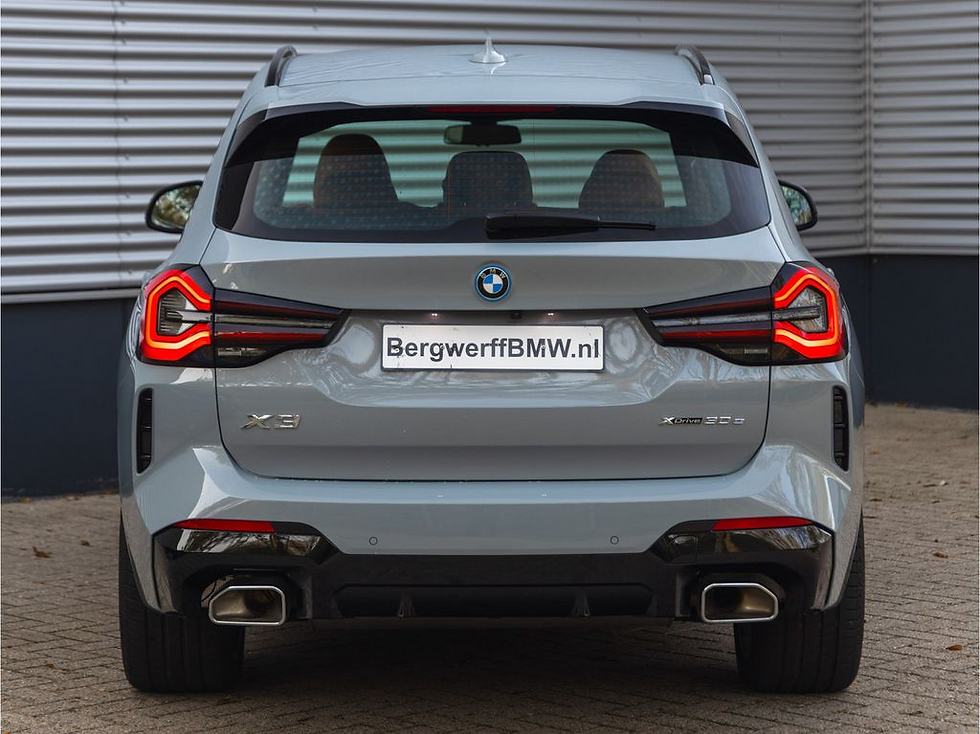 Miniatura: BMW X3 xDrive30e M-Sport