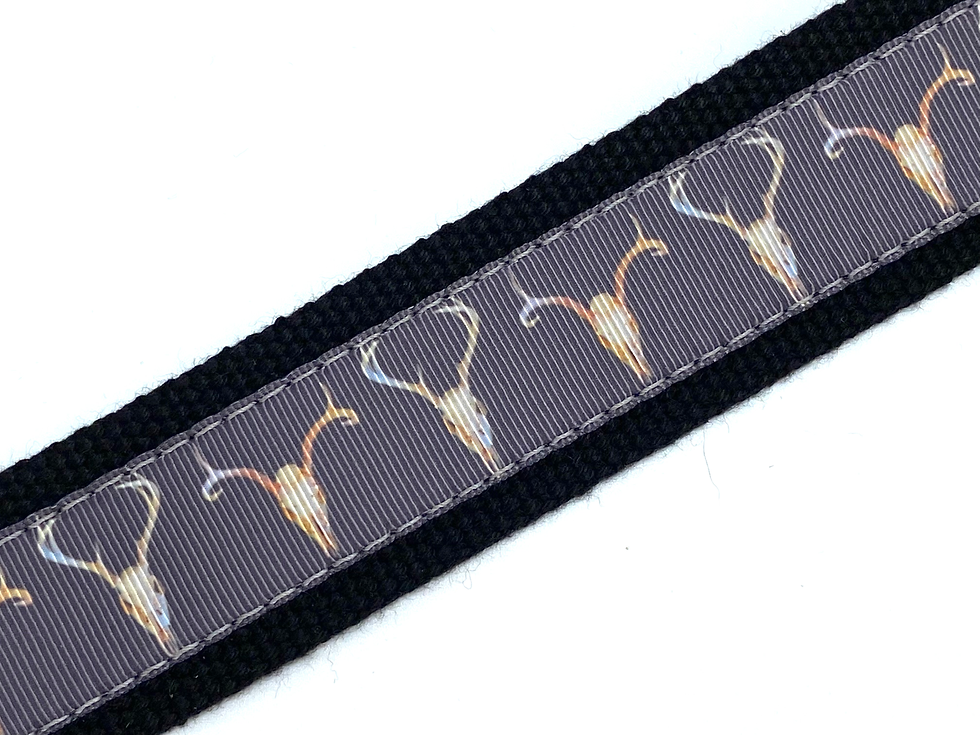 Thumbnail: White-Tailed Deer Skulls Belt