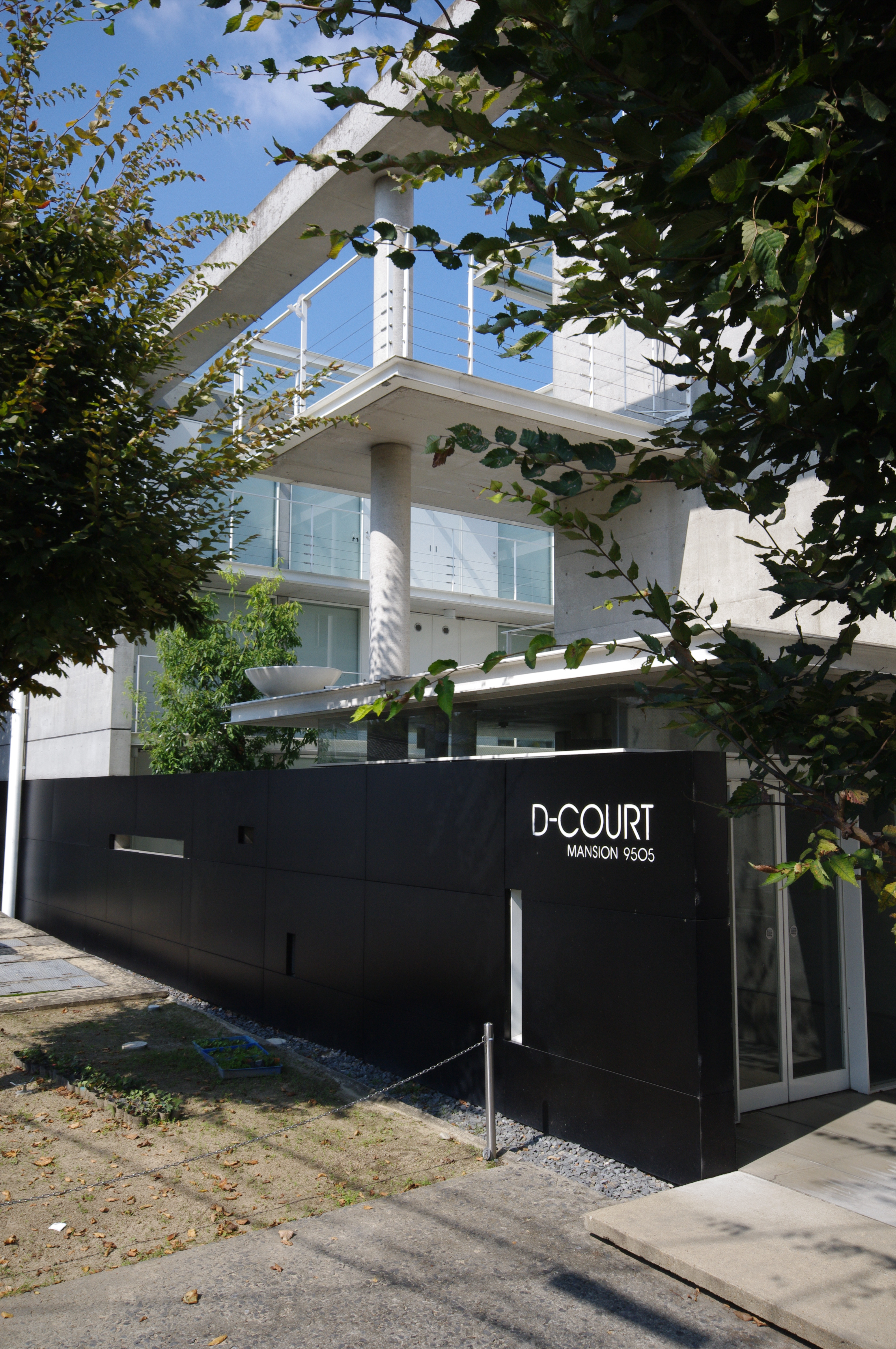 Dcourt 写真 Scourt ＆ Dcourt 日本