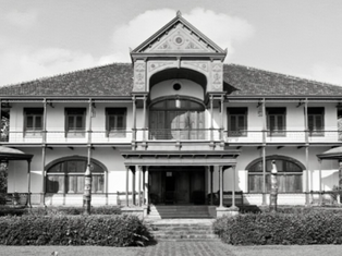 Casa de Ferro: Um ícone arquitetônico e industrial no Recife