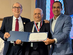 Jorge Khoury recebe primeira Comenda Governador João Durval Carneiro concedida pela UPB