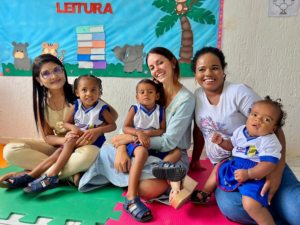 Lagoa Grande entrega novos fardamentos para quase 5 mil alunos da rede municipal