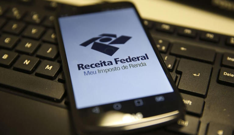 IR 2025: Receita paga hoje 3º lote de restituição; veja quem recebe