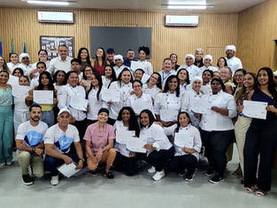 Prefeitura de Lagoa Grande e Senac entregam certificados a formandos de cursos na área gastronômica