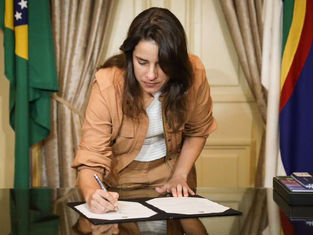 Raquel Lyra Acelera Articulações Políticas e Dá Posse a Novos Auxiliares