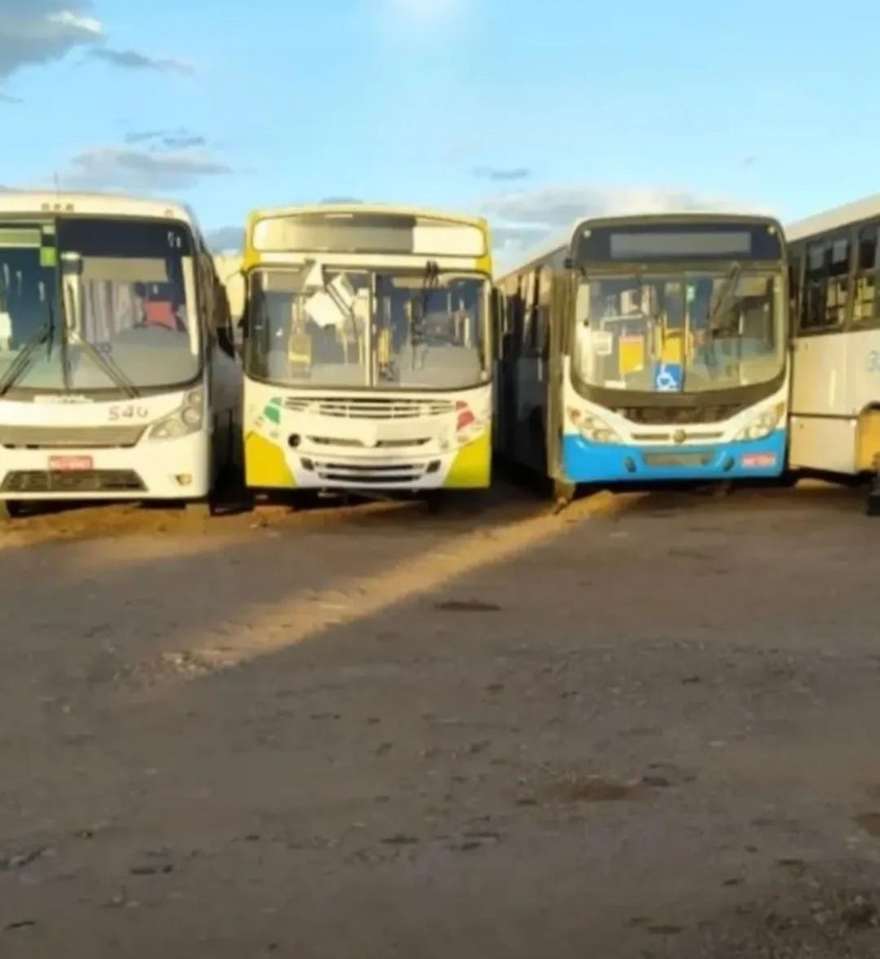 Prefeitura de Juazeiro anuncia substituição da empresa Joafra e promete melhorias no transporte público da cidade.