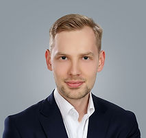 piotr-stogowski (1)_edited.jpg
