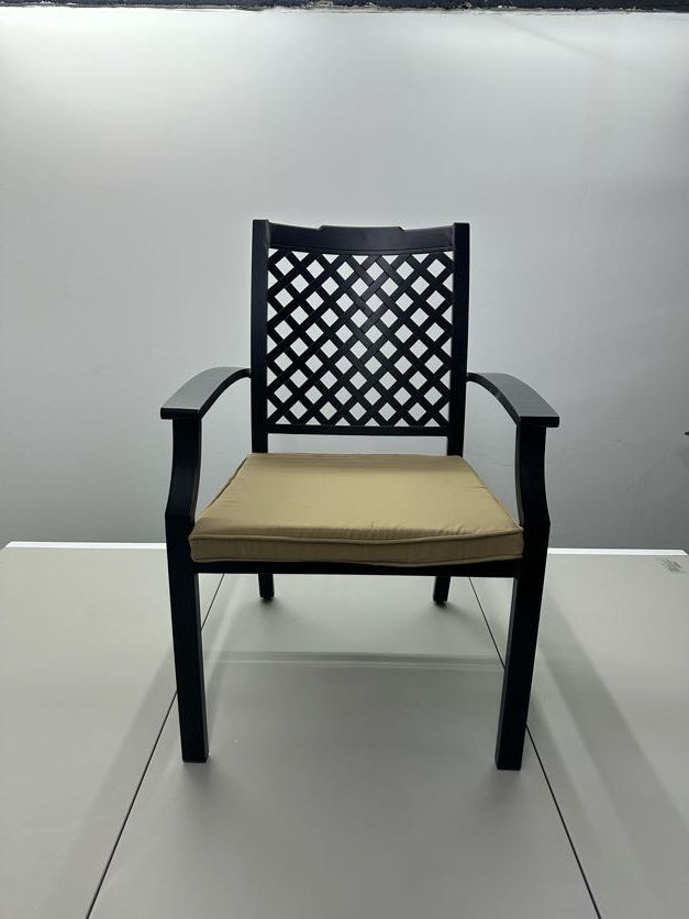 תמונה ממוזערת: כיסא דגם וושינגטון