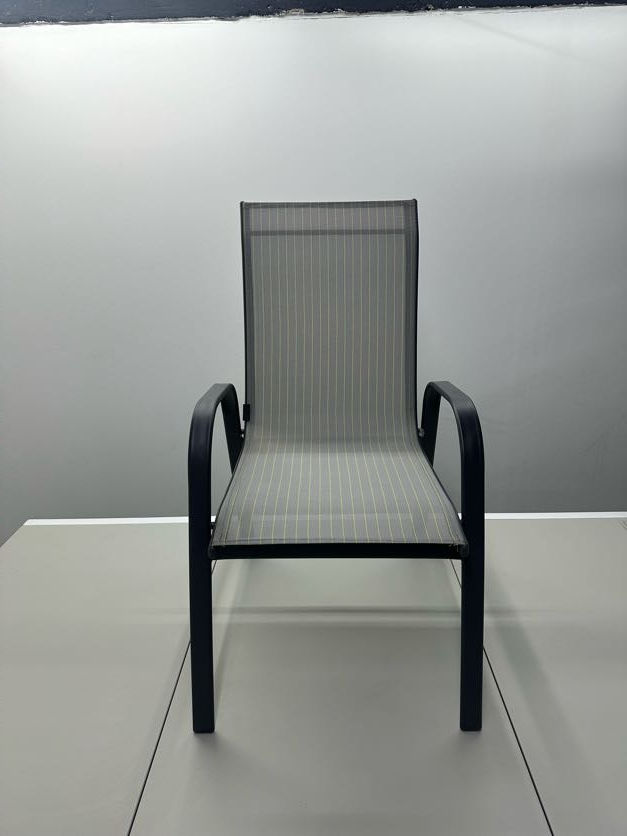 תמונה ממוזערת: כיסא דגם פילדלפיה