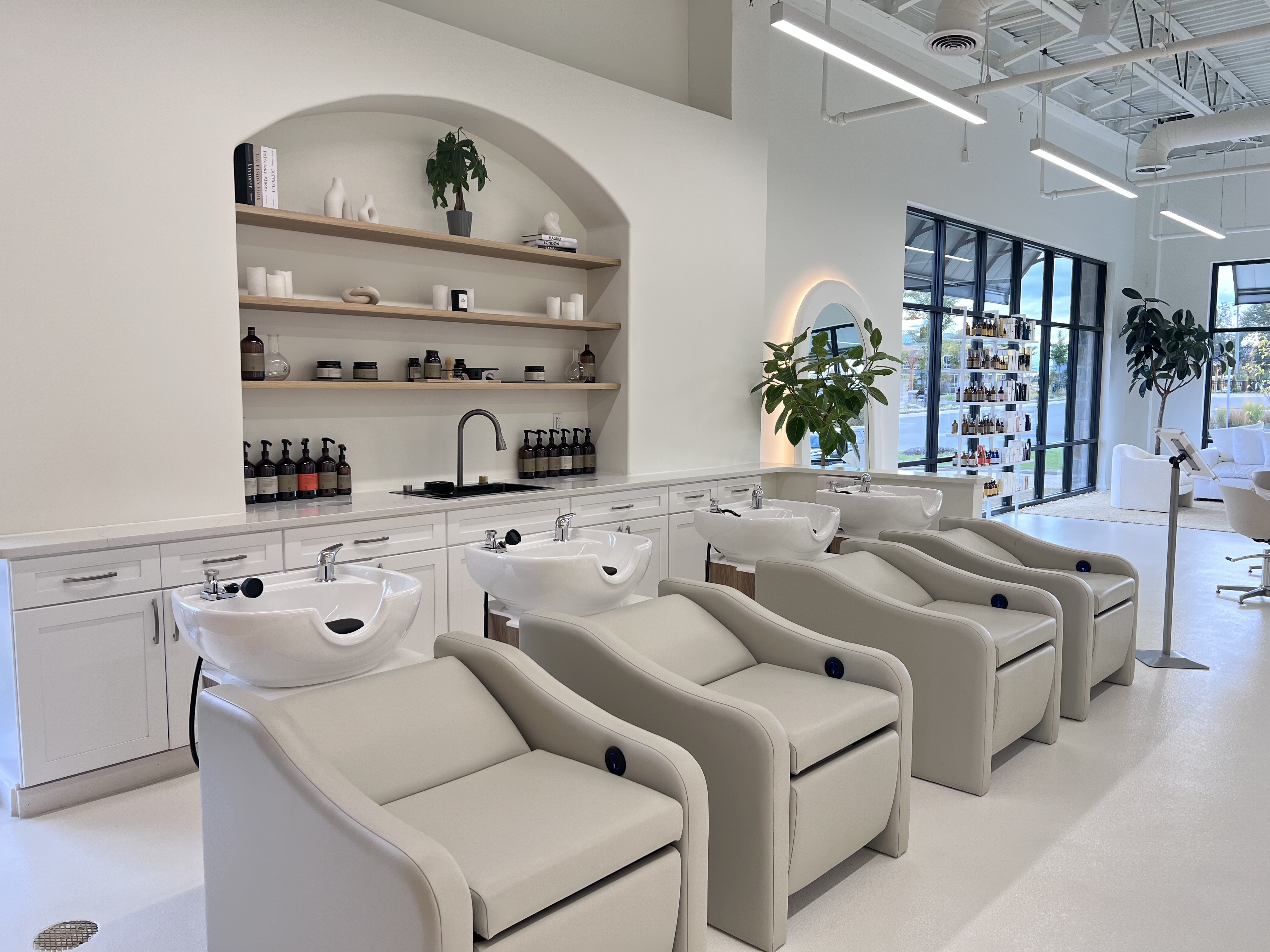 ALO Blow Beauty Bar | Wilmington, Delaware