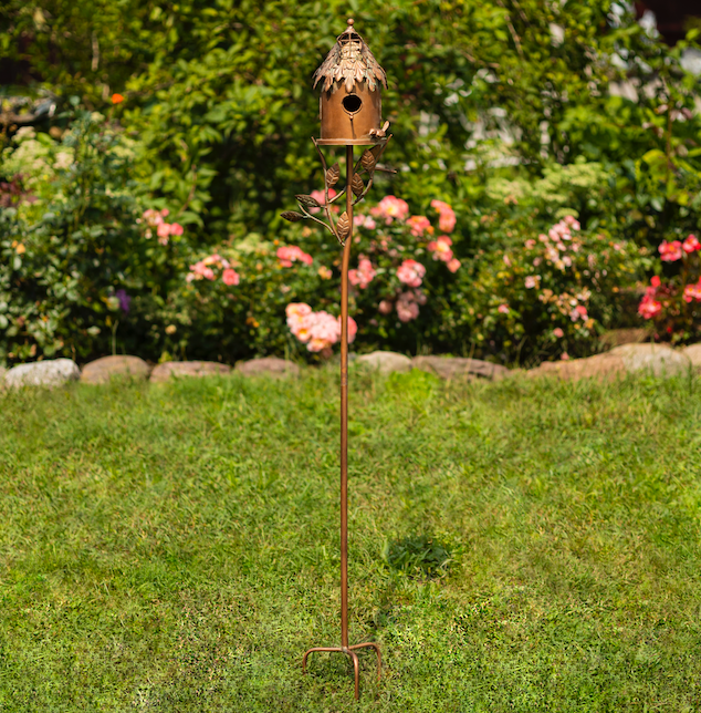 Thumbnail: Country Style Birdhouses on a Stake "ROUND HOUSE"