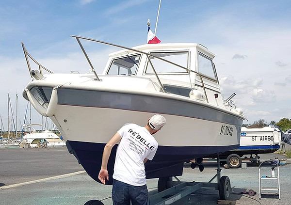 covering maritime personnalisation bateau.jpg