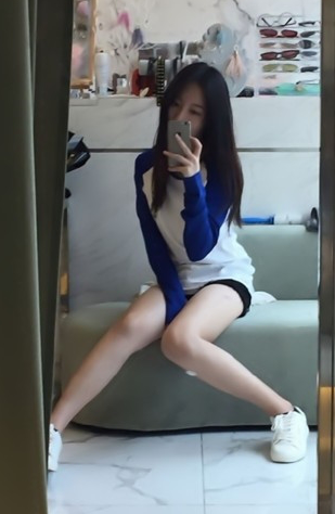 純美 158/C/21 手機專櫃店員 5000