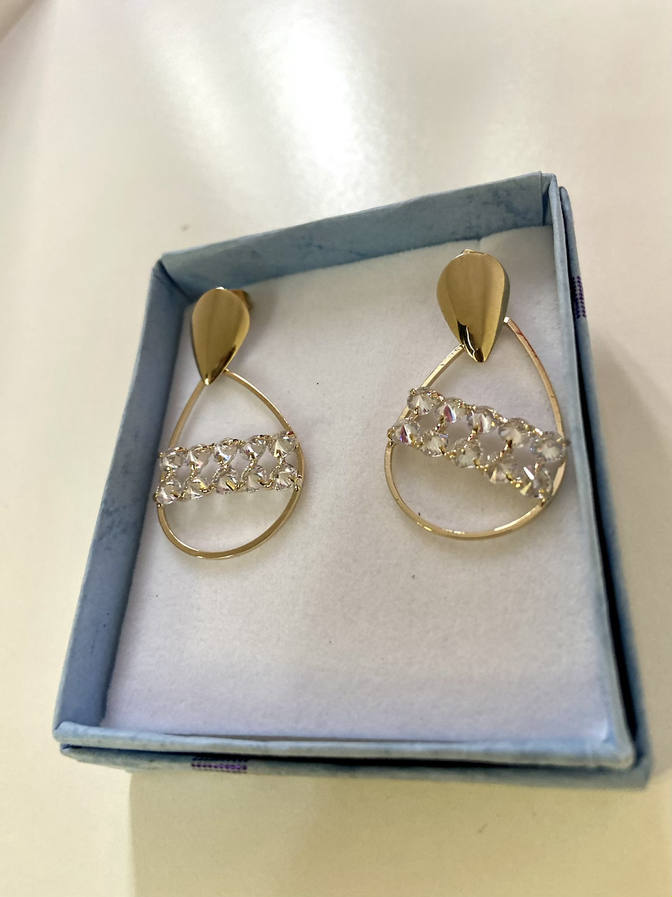 Thumbnail: Gold Plated Pair of Earrings 