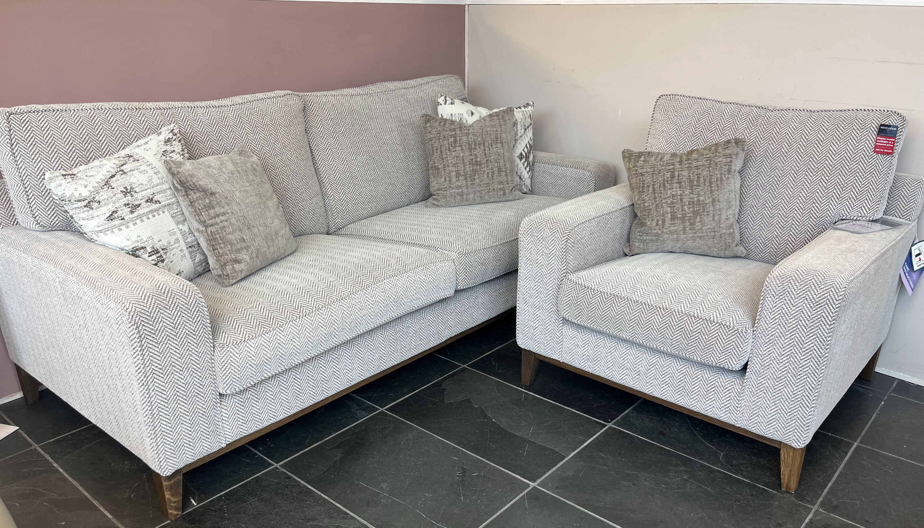 Fairmont Grande Sofa & Armchair