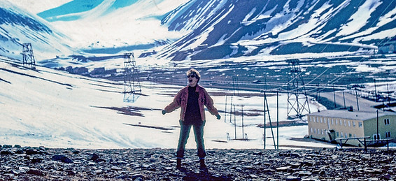 Me screaming FREEDOM in Spitzbergen by Jeannette Matthies