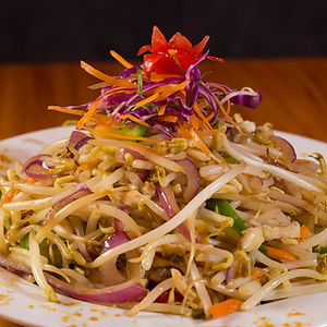 ★ Chop Suey de Pollo (Plato HOT WEEK)