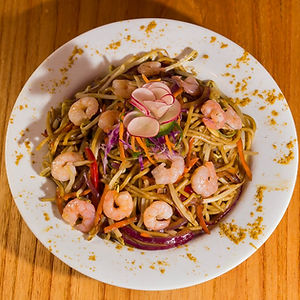 ★ Chow Mein con Camarones