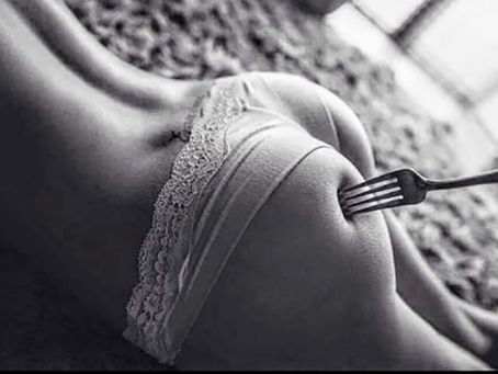 EAT ME
