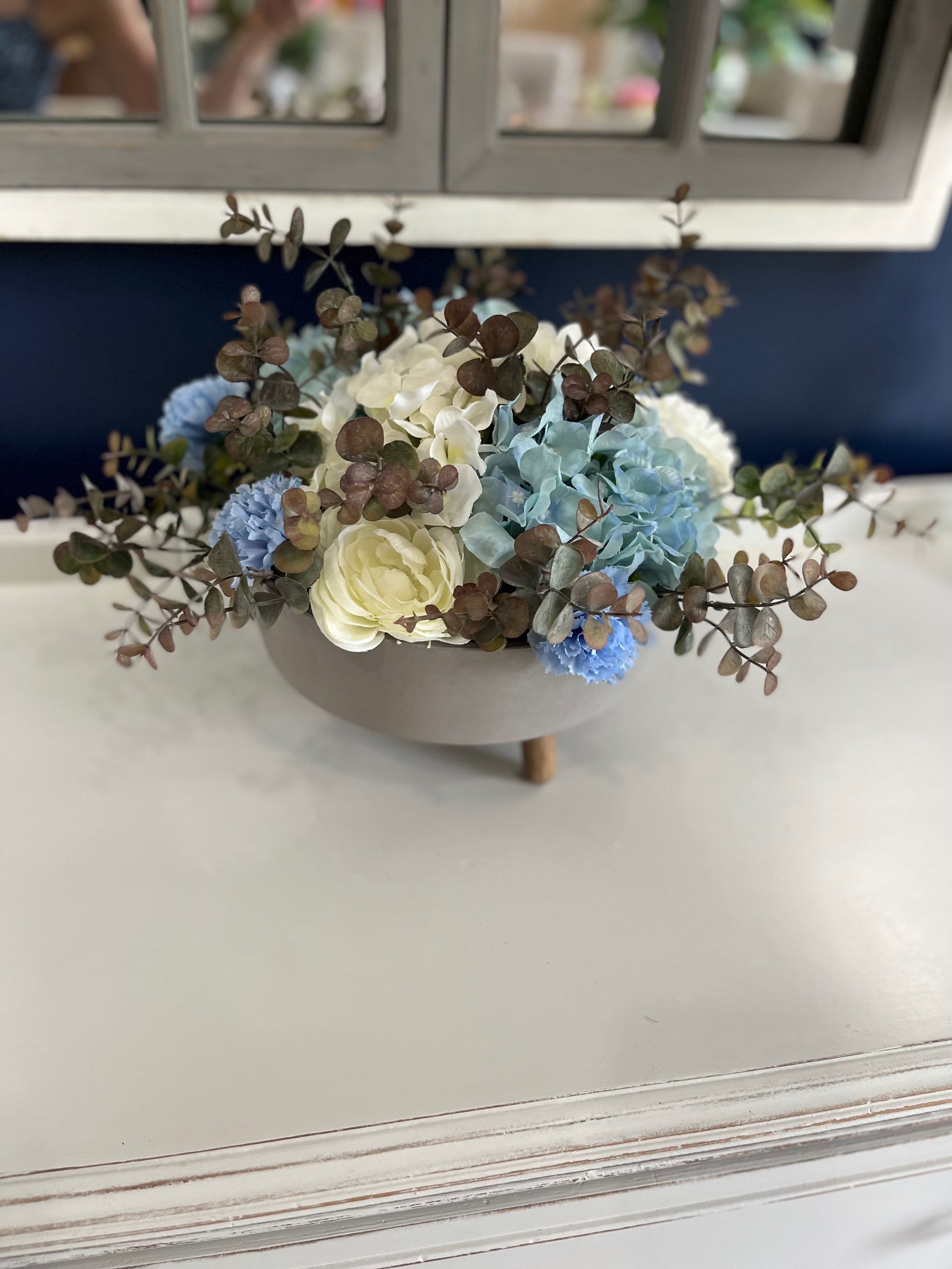 Blue Hydrangea 10" Round Centerpiece