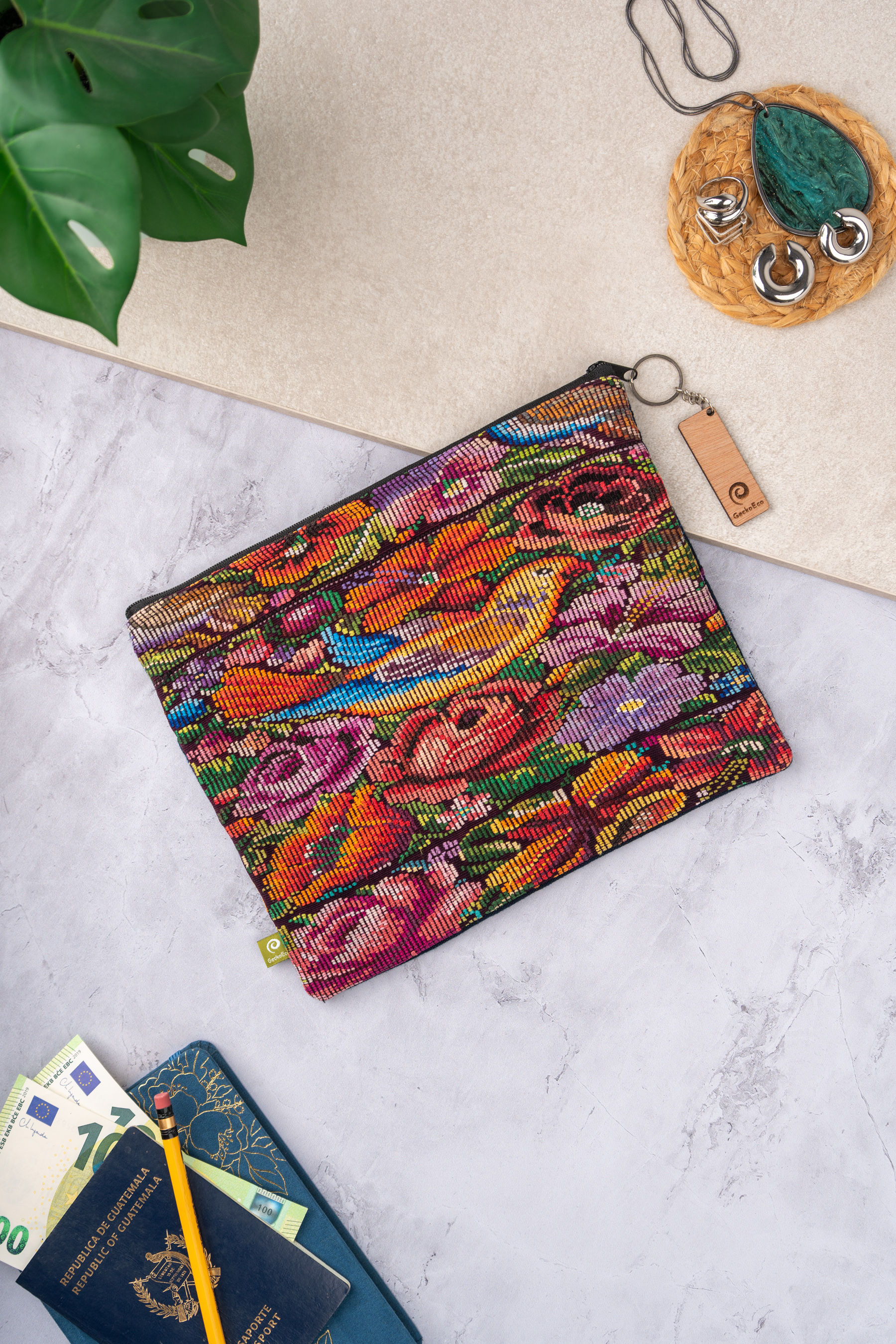 Estuche XL con Huipil  - Tono: Naranja/Lila/Magenta/Verde