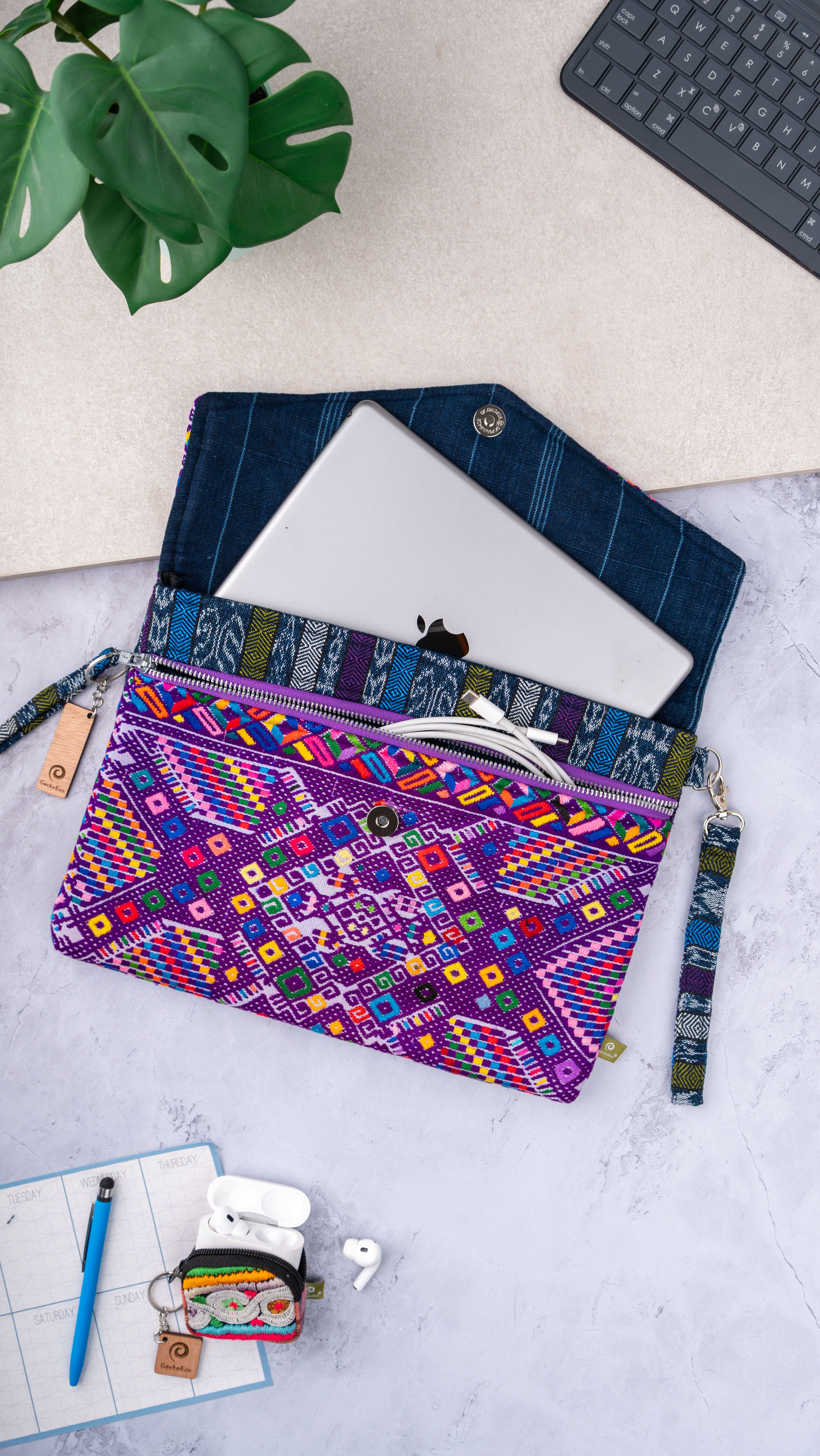 Funda Tablet Pro Huipil - 11.5"-13" - Tono Morado/Lila/Azul