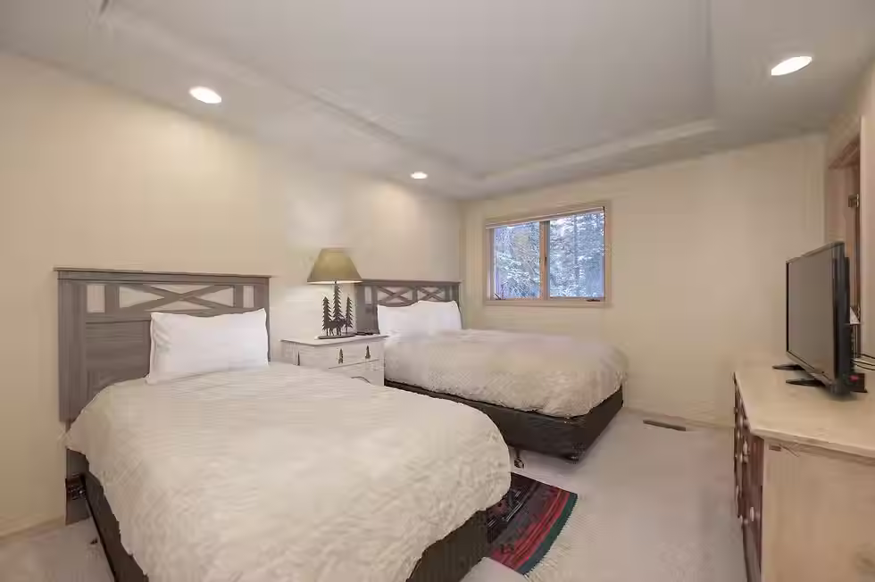 Twin Bedroom