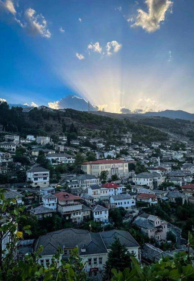 sunset obelisk gjirokaster