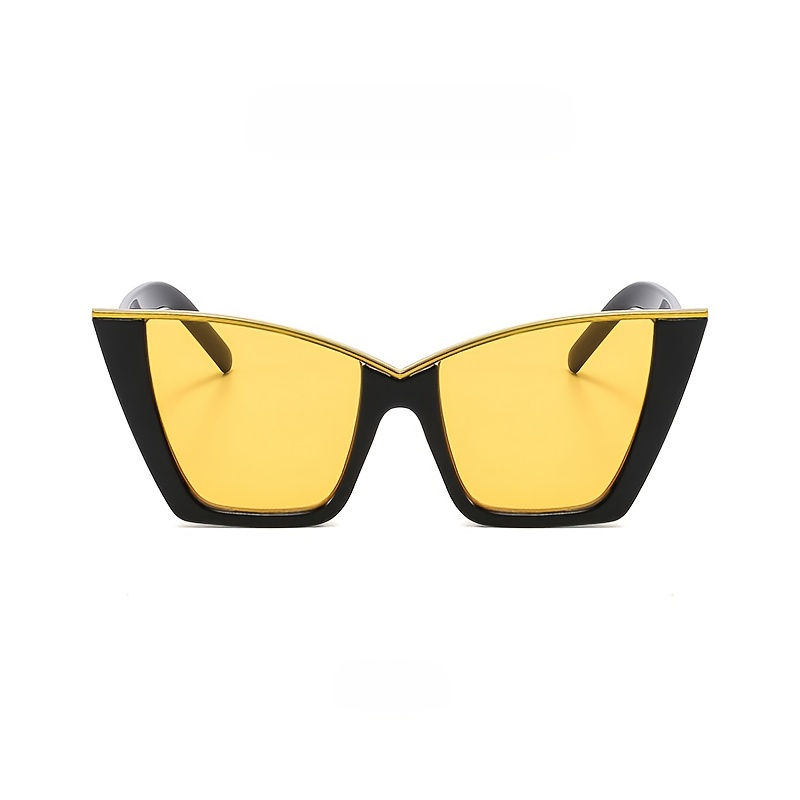 Thumbnail: Stylish And Versatile Large Frame Cat-Eye Glasses, a Trendy Item for Street Phot