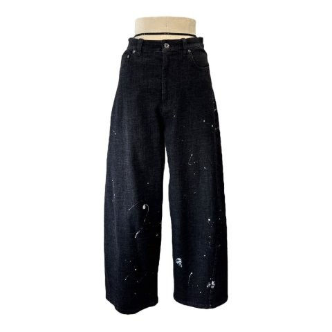 サムネイル： ペイント加工バレルレッグデニムパンツ