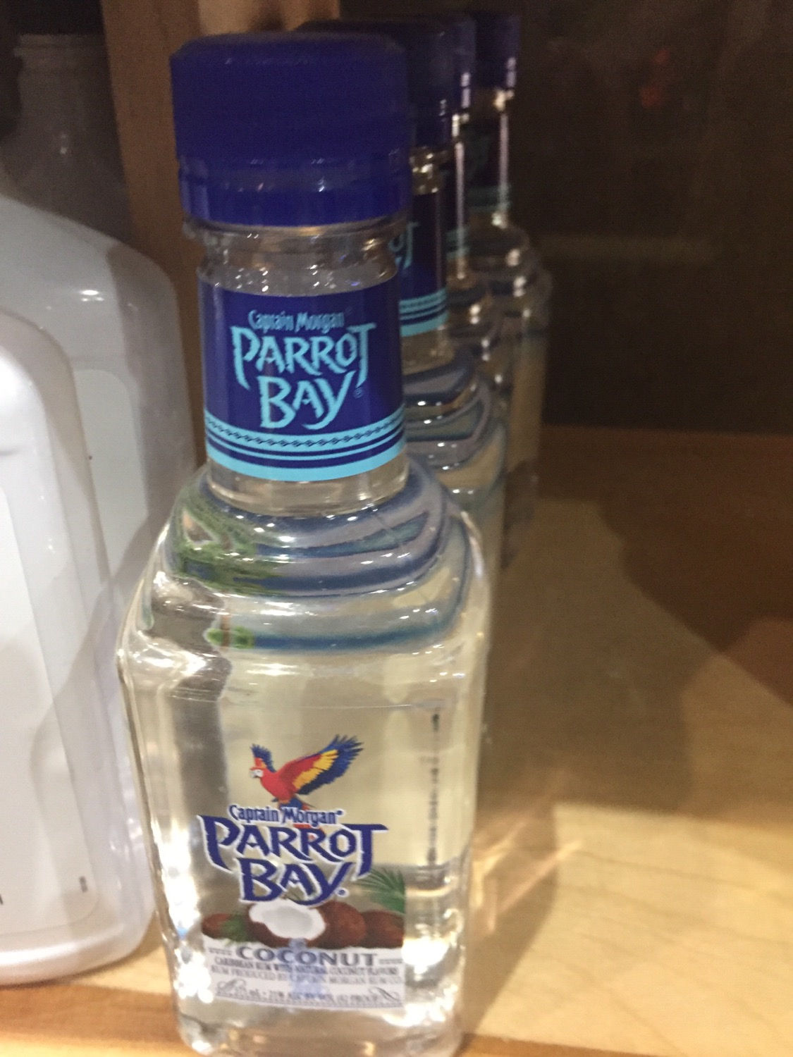 PARROT BAY 375