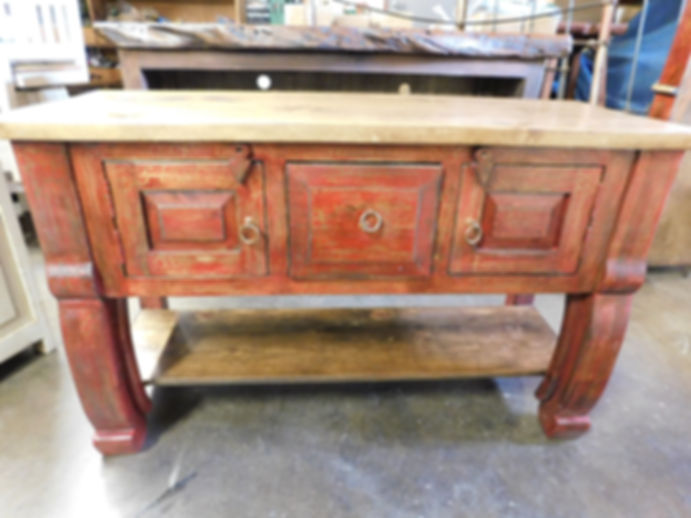 BUFFET OX YOKE LEGS WITH 2 DOORS AND 1 DRAWER