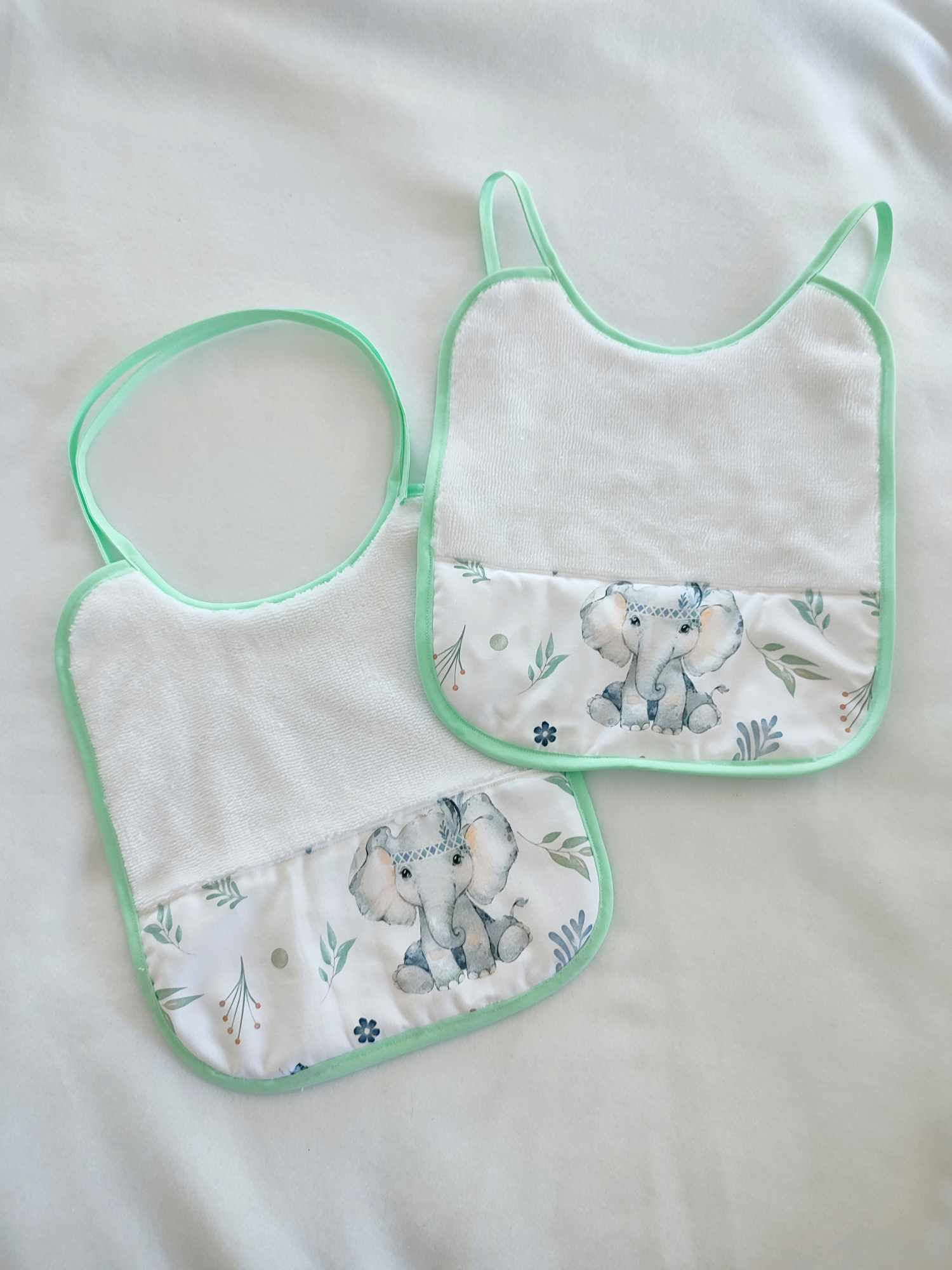 Lot de 2 bavoirs carré Baby Éléphant