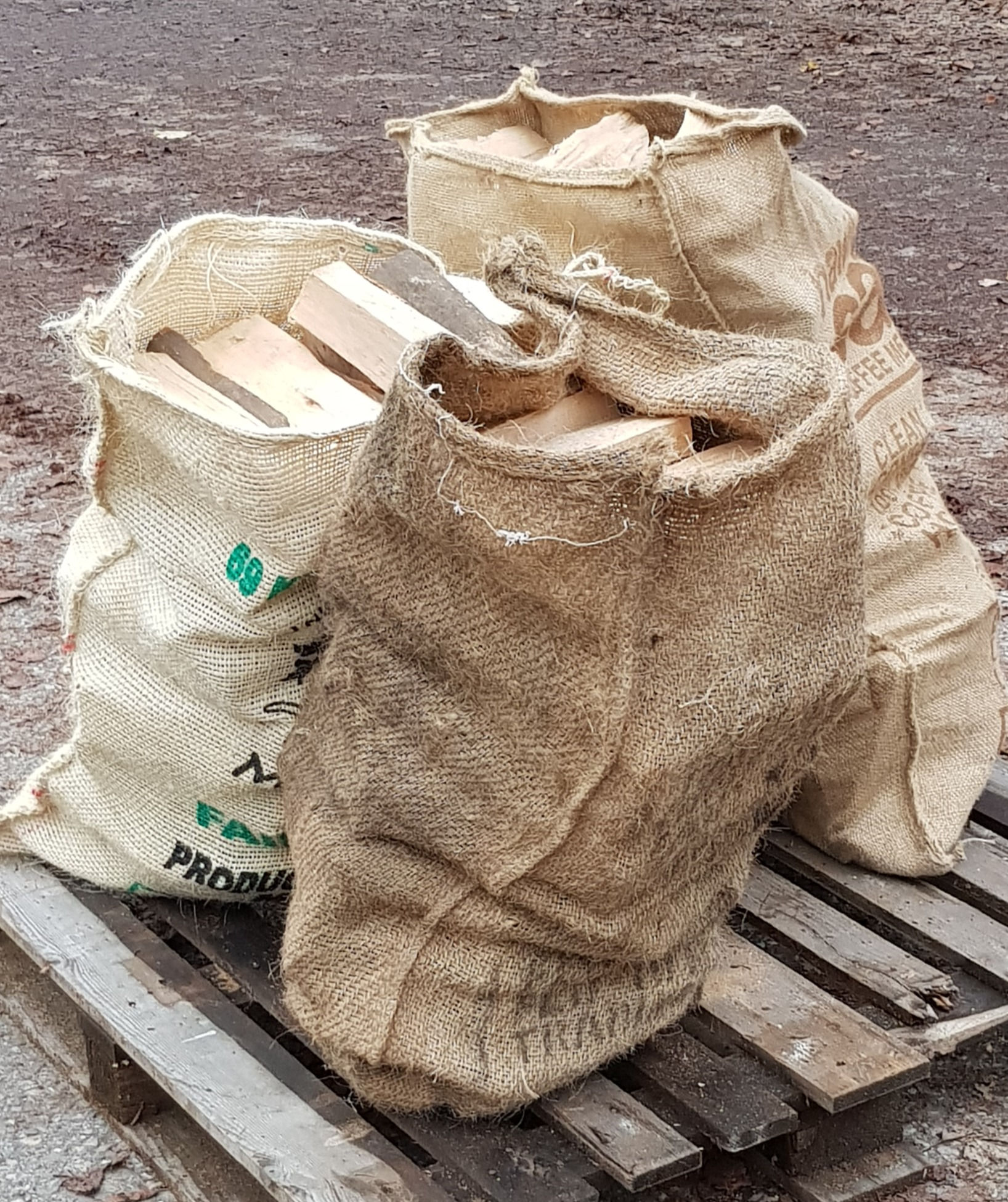 Sack Buche Brennholz 25 cm ab Schopf