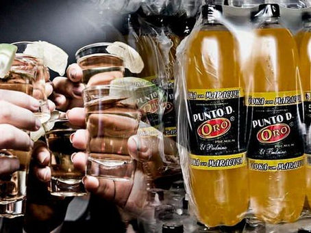 Advierten no consumir dos bebidas de marca “Punto D Oro” por su contenido de metanol