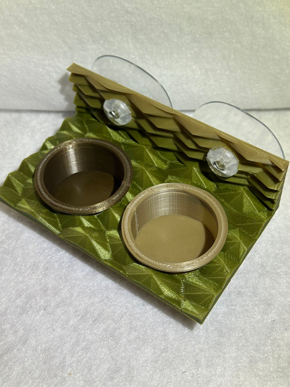 Thumbnail: Reptile Feeder With Reusable Cups