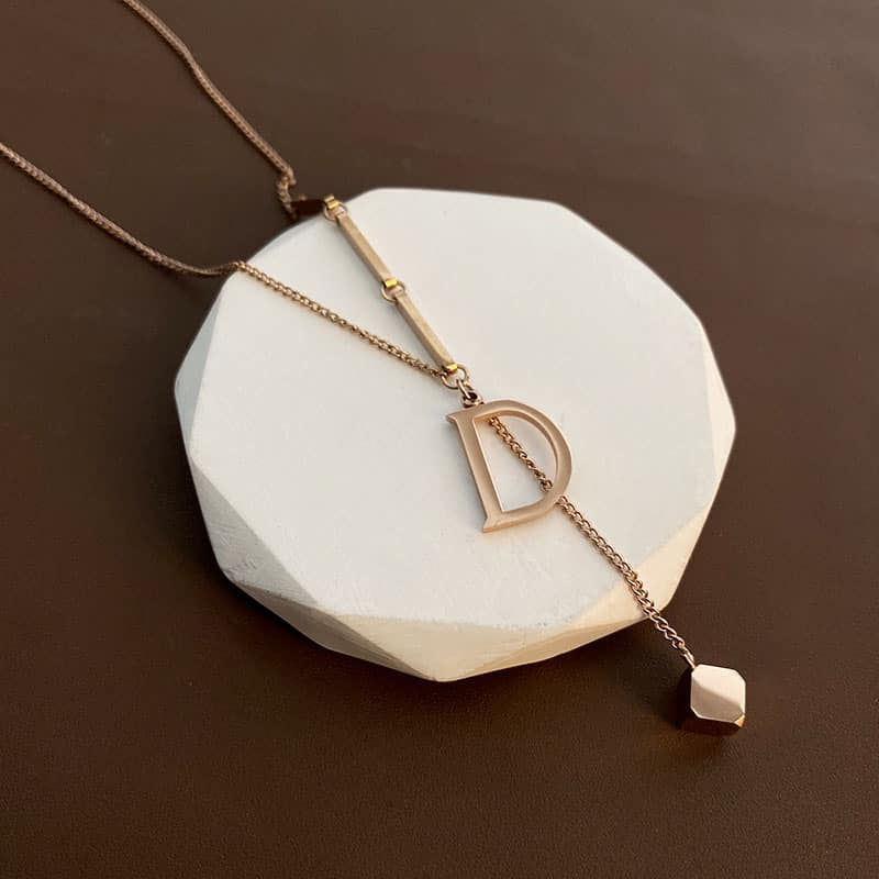 Thumbnail: POLISHED LETTER D PENDANT CHAIN NECKLACE – Rose Gold Tone