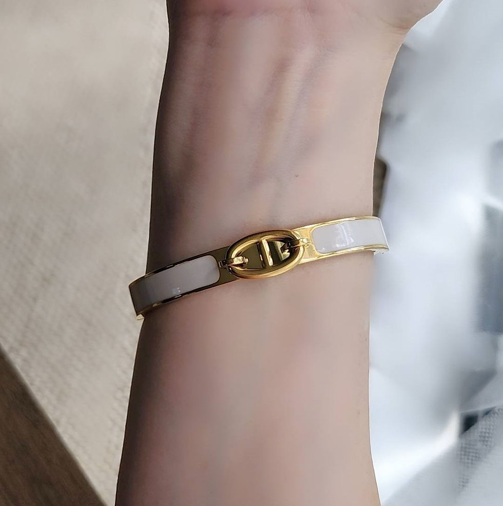 Thumbnail: METAL GEOMETRIC DESIGN GLAZED BANGLE