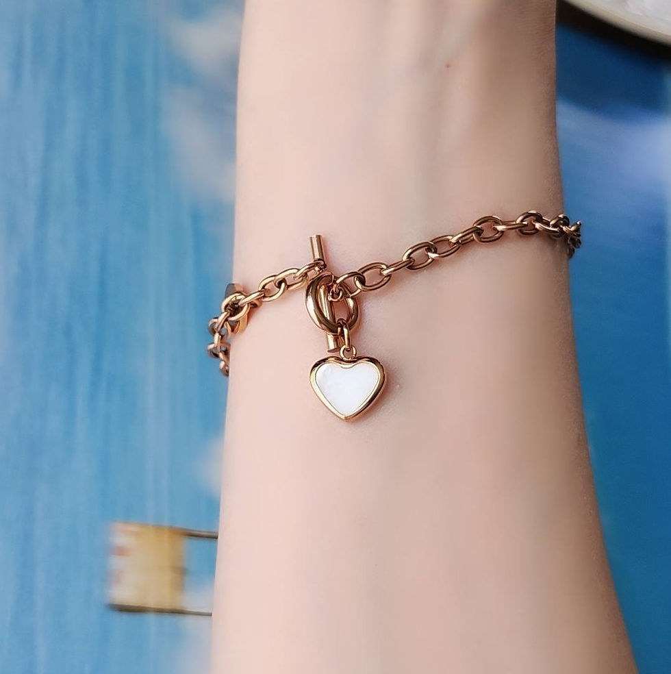 Thumbnail: SHELL HEART CHARM T-BUCKLE CHAIN BRACELET - Rose Gold Tone
