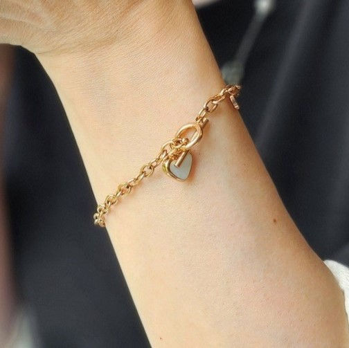 Thumbnail: SHELL HEART CHARM T-BUCKLE CHAIN BRACELET - Rose Gold Tone