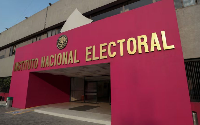 INE suspende espot de MC que acusaba a Morena de recibir 30 mil millones de pesos