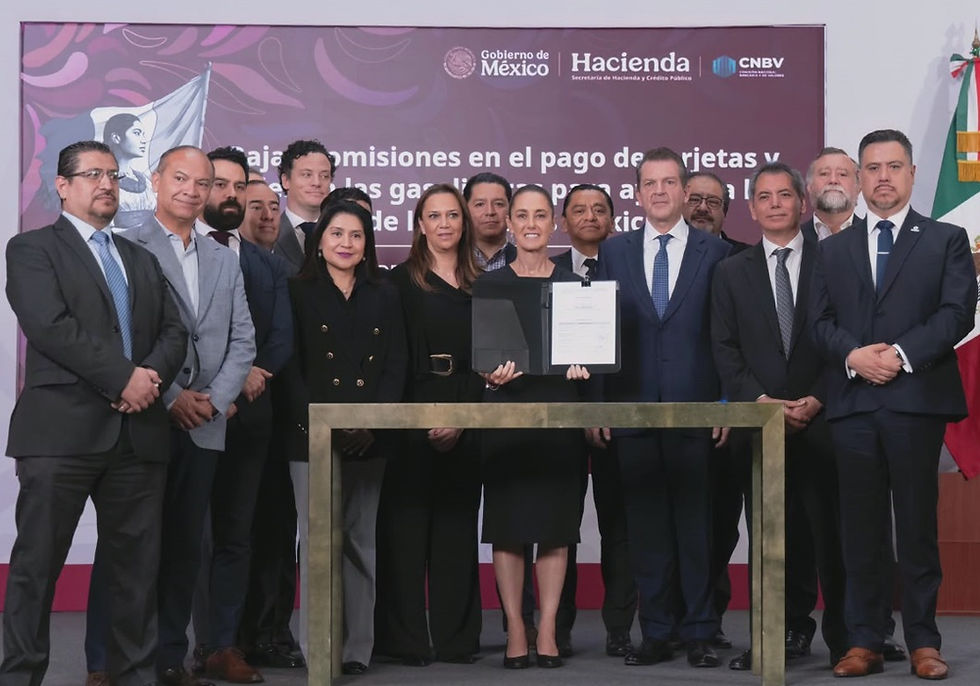 Sheinbaum anuncia acuerdo para reducir comisiones en pagos de gasolina y vales