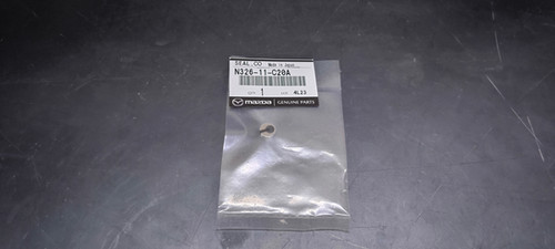 RX7 Corner seal (1) N32611C20A | Rotary Secret Garage