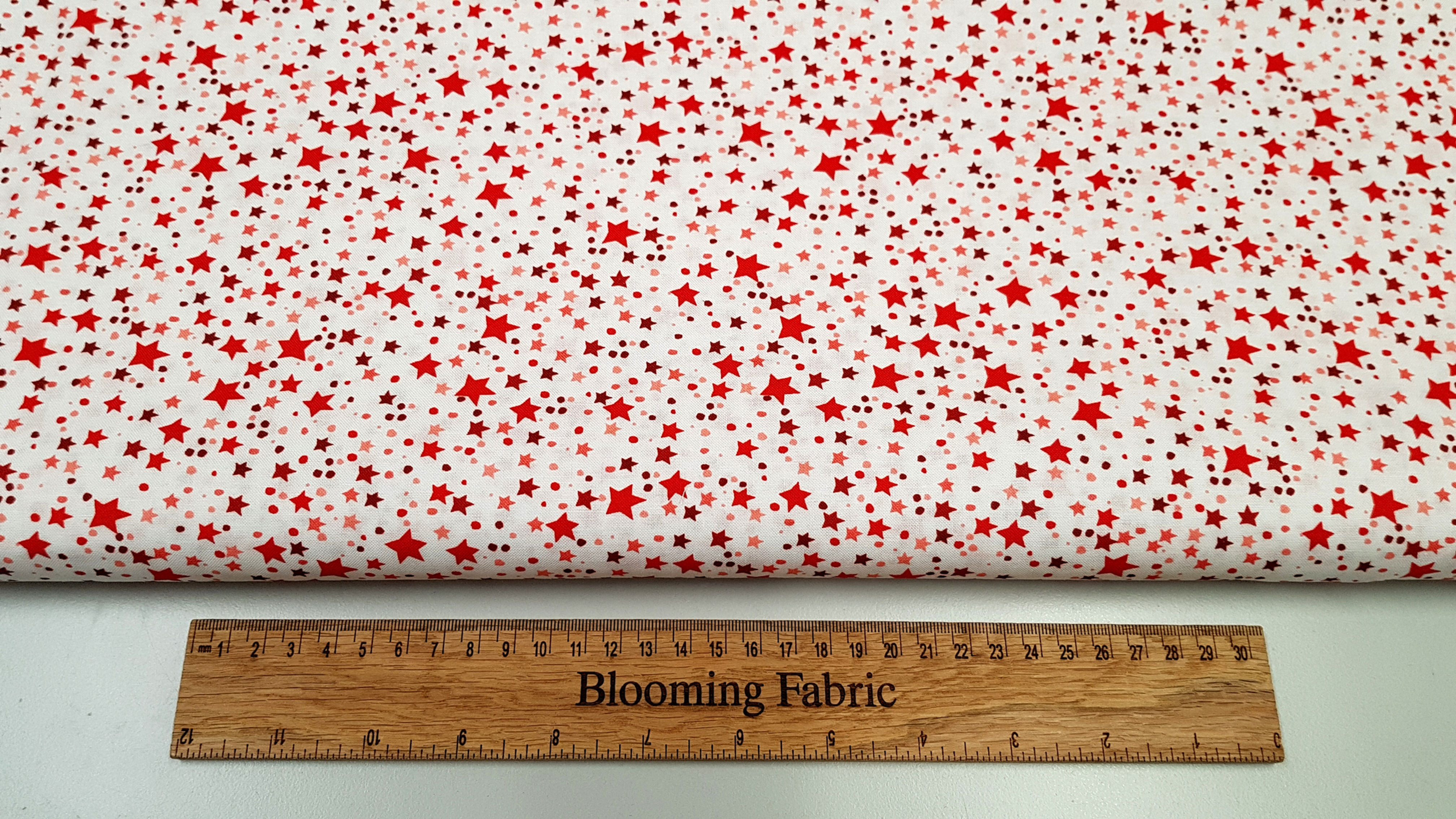 Whoville Stars in Red from How The Grinch Stole Christmas from Dr Seuss