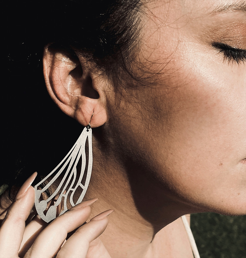 The Wings Collection, Flügelohrringe